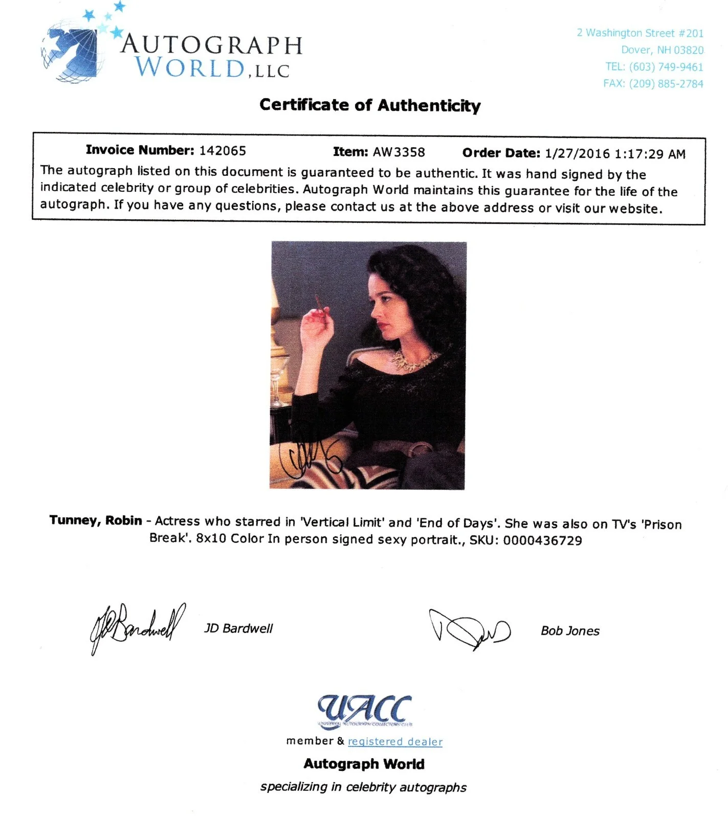Robin Tunney — AUTOGRAPHED 8X10 SIGNED BY ROBIN TUNNEY STARRED IN THE METALIST UACC COA, изображение 2