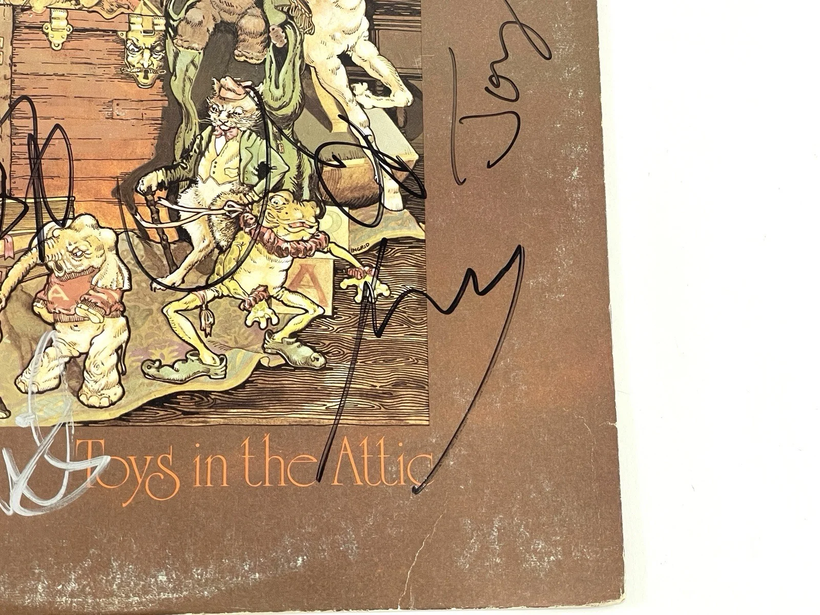 Aerosmith Autographed Signed Toys in the Attic Vinyl Album Beckett Certified 🎸, изображение 5