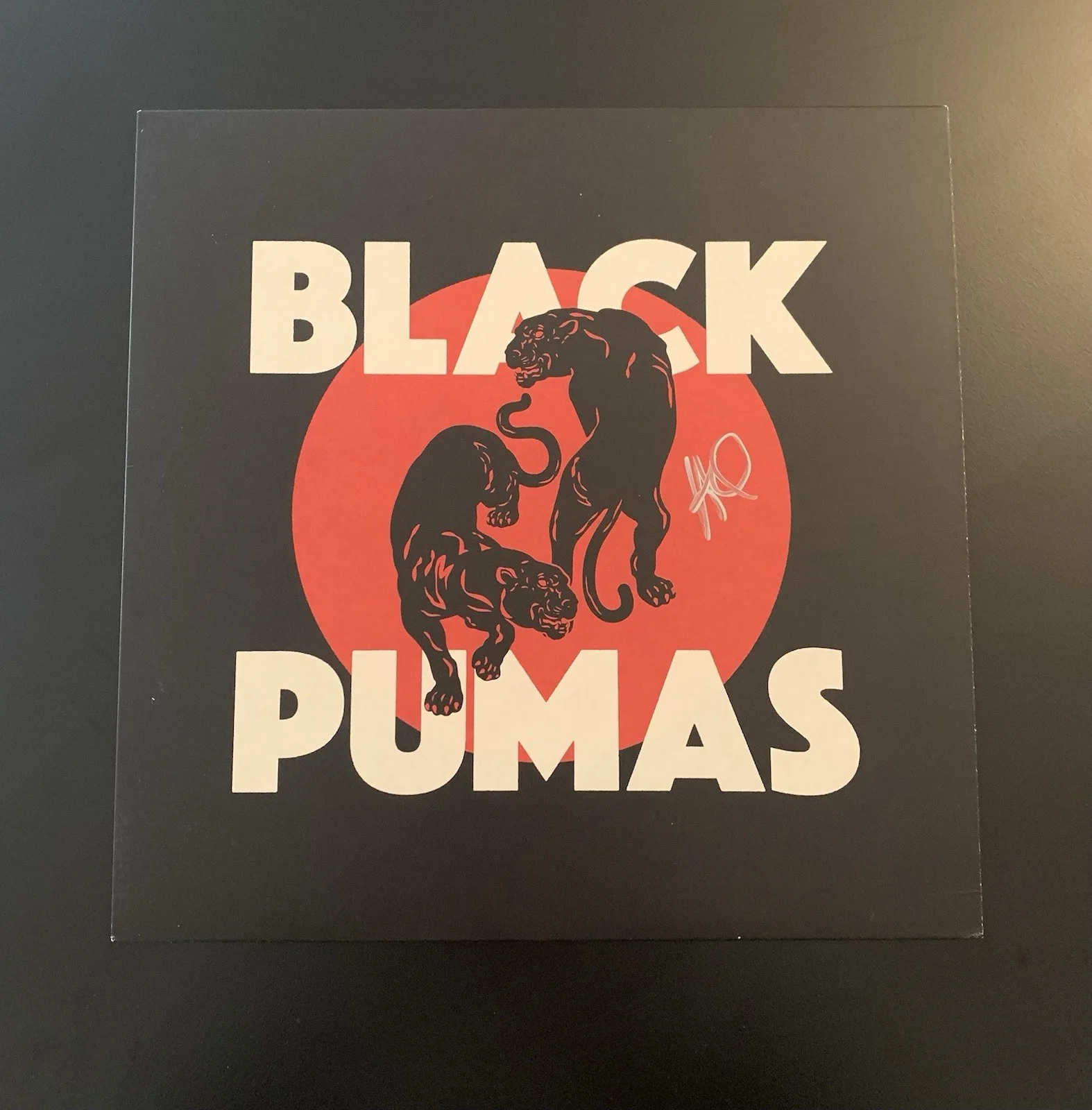 Black Pumas - Black Pumas - Cream Vinyl Record LP SIGNED by Adrian Quesada, изображение 2