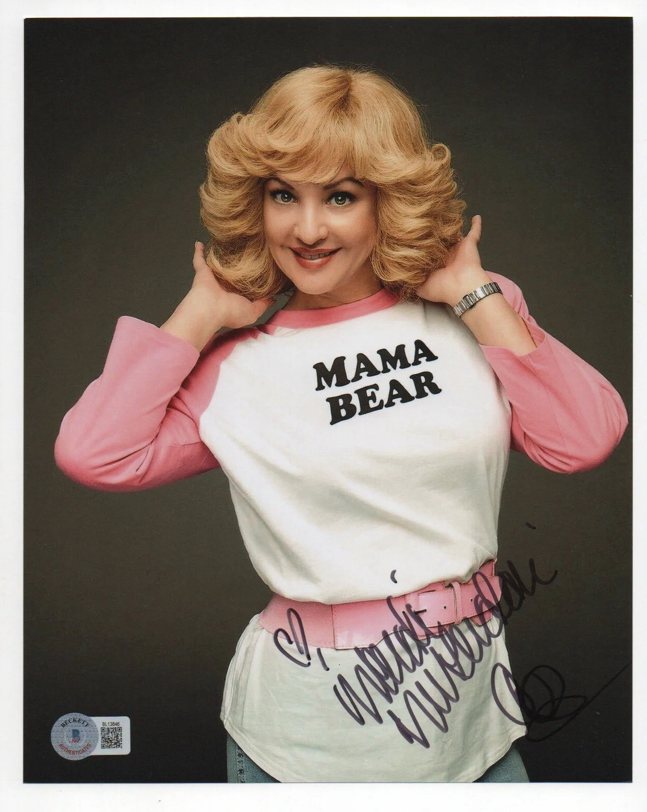 Wendi McLendon-Covey — Wendi McLendon Covey autographed signed 8x10 photo Beckett BAS COA Sexy Reno 911