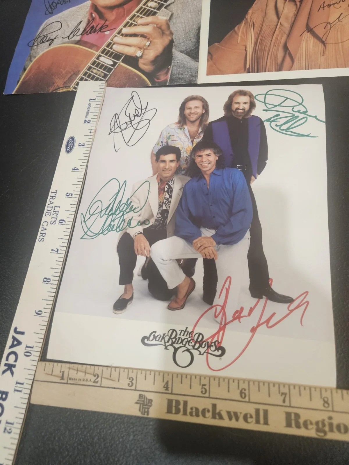 Classic County Music Fan Autograph Lot, image 5