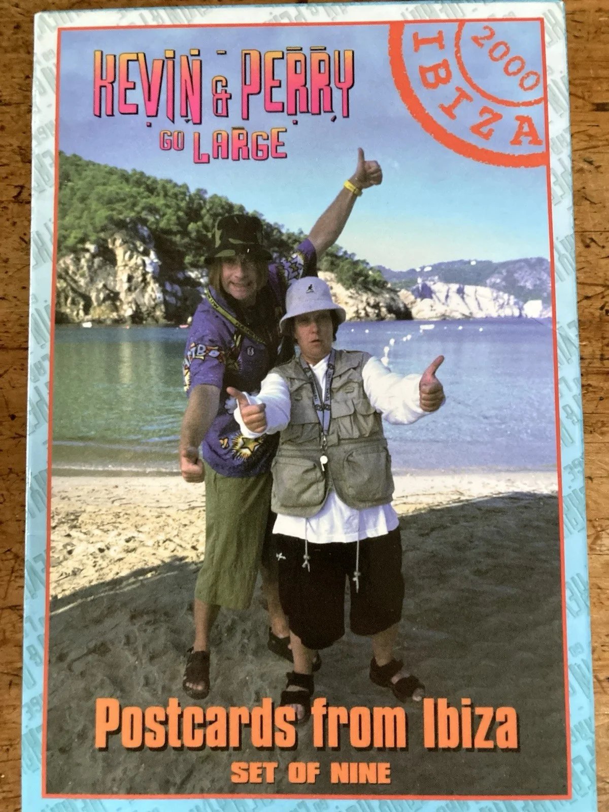 Kevin & Perry Go Large Book & Postcards Harry Enfield Kathy Burke Rhys Ifans, изображение 5