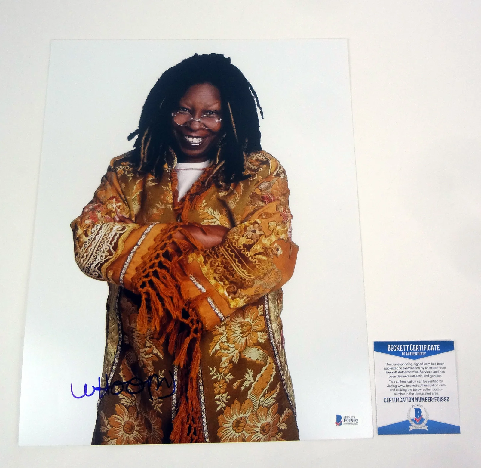 Whoopi Goldberg — Whoopi Goldberg The View Signed Autograph 11x14 Photo Beckett BAS COA