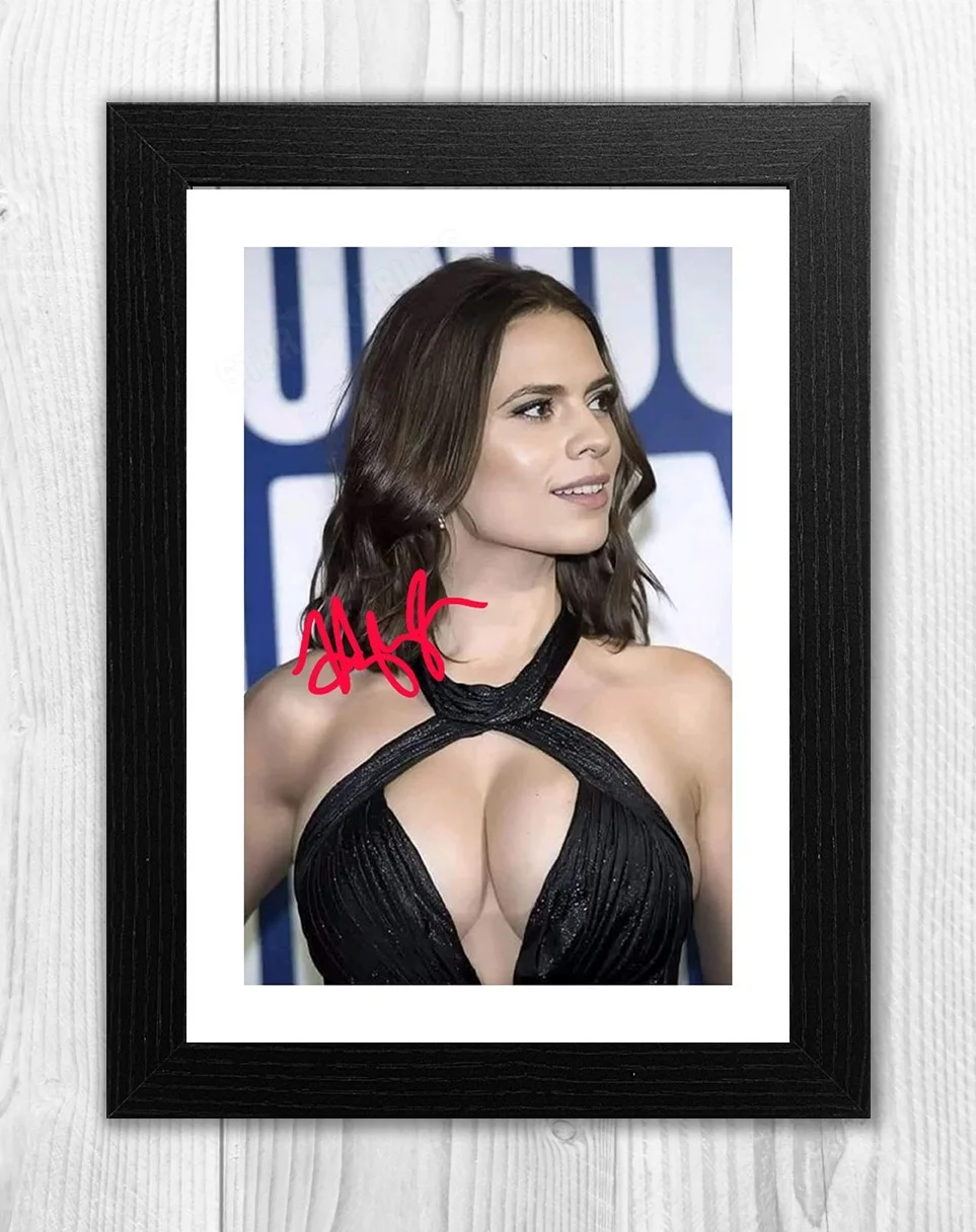 Hayley Atwell in a revealing dress A4 repro autograph poster choice of frame, изображение 2
