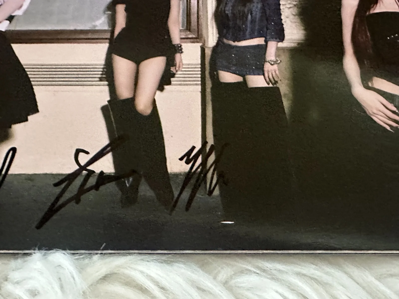 ITZY [TUNNEL VISION]- ALL MEMBERS Autograph(Signed) PROMO ALBUM, изображение 3