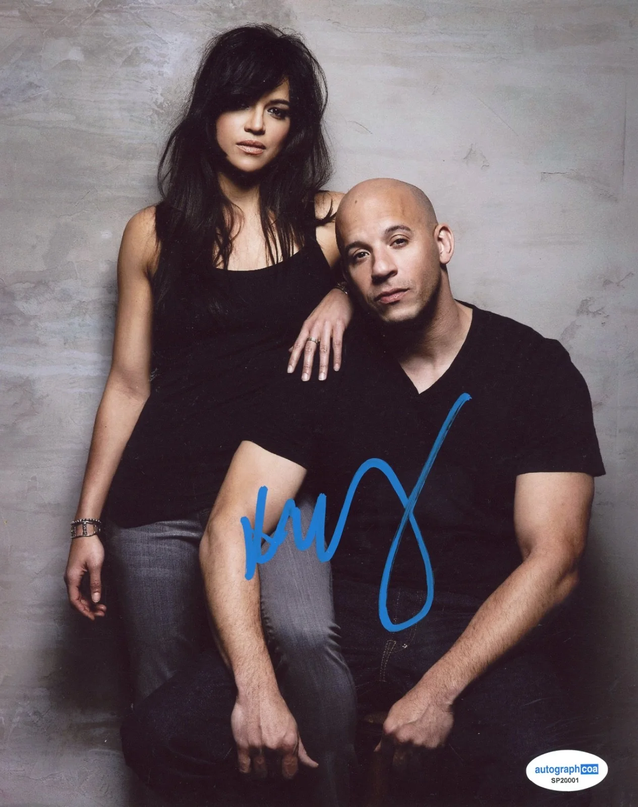 Michelle Rodriguez — Michelle Rodriguez Signed "The Fast and the Furious" Autograph 8x10 Photo ACOA