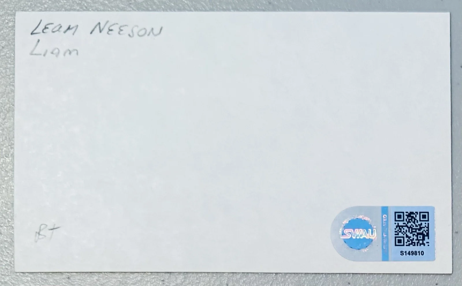 Liam Neeson Signed Autographed 3x5 Card SWAU Authenticated Star Wars Batman, изображение 2