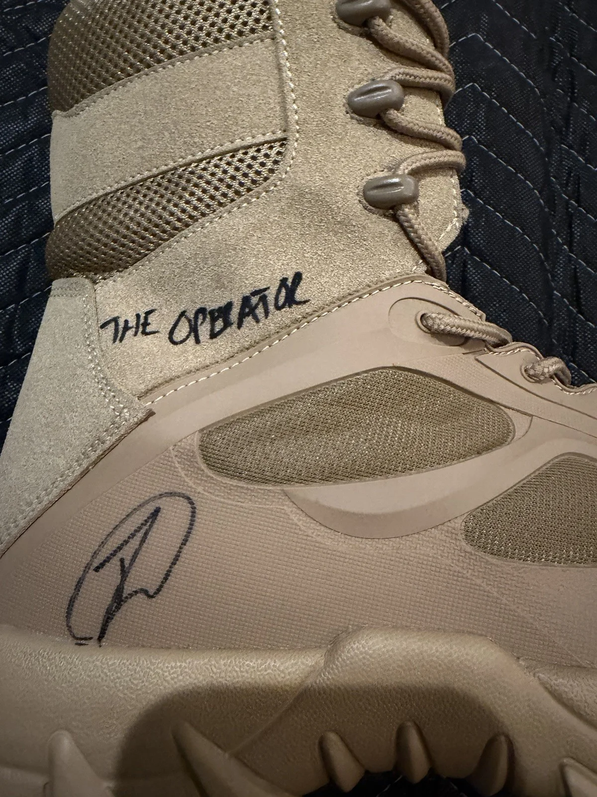 ROBERT O'NEILL THE OPERATOR SEAL KILLED OSAMA BIN LADEN PSA/DNA/COA SIGNED BOOT, image 2