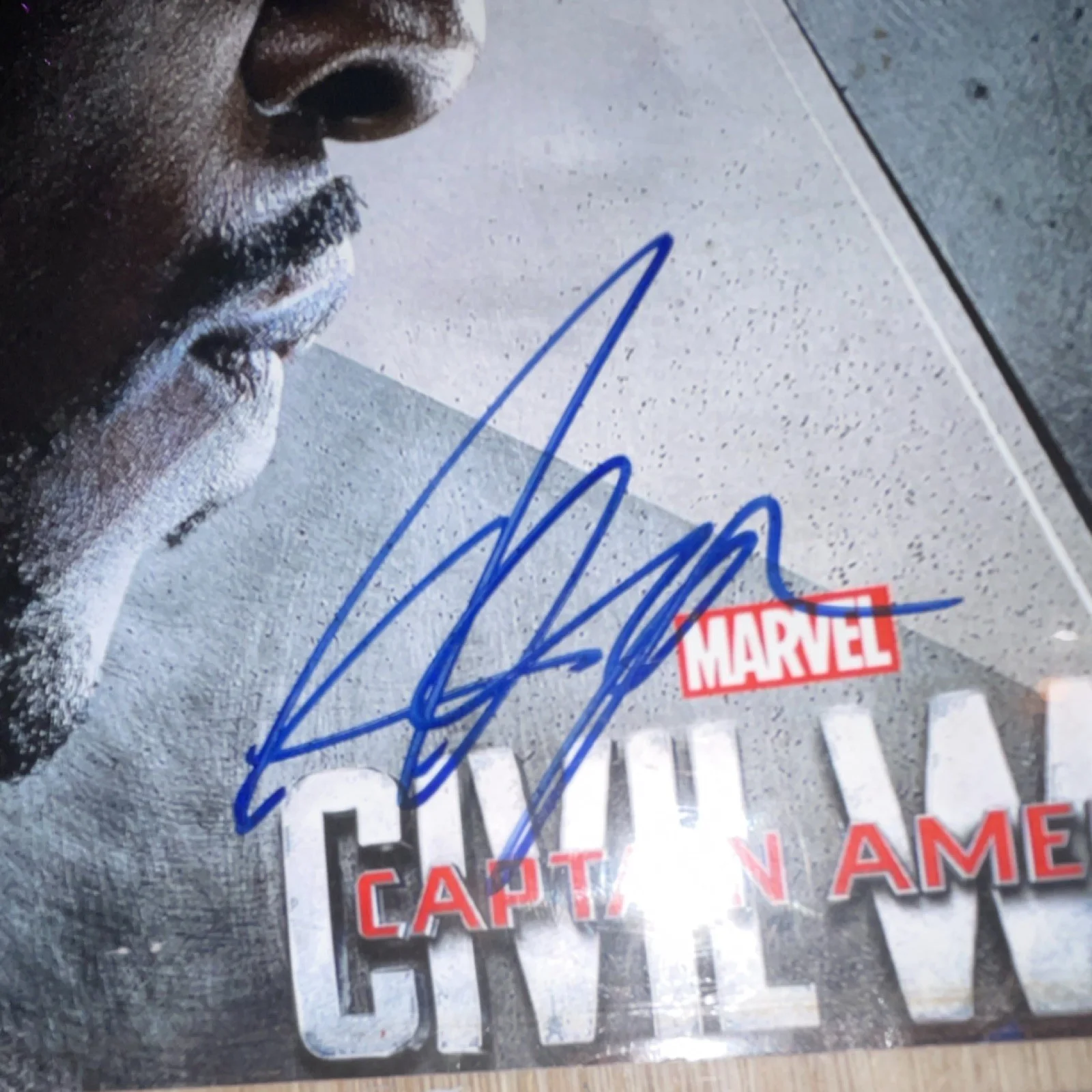 Anthony Mackie — Anthony Mackie Signed 8x10 Photo Captain America: Civil War Alpha Memorabilia, image 2