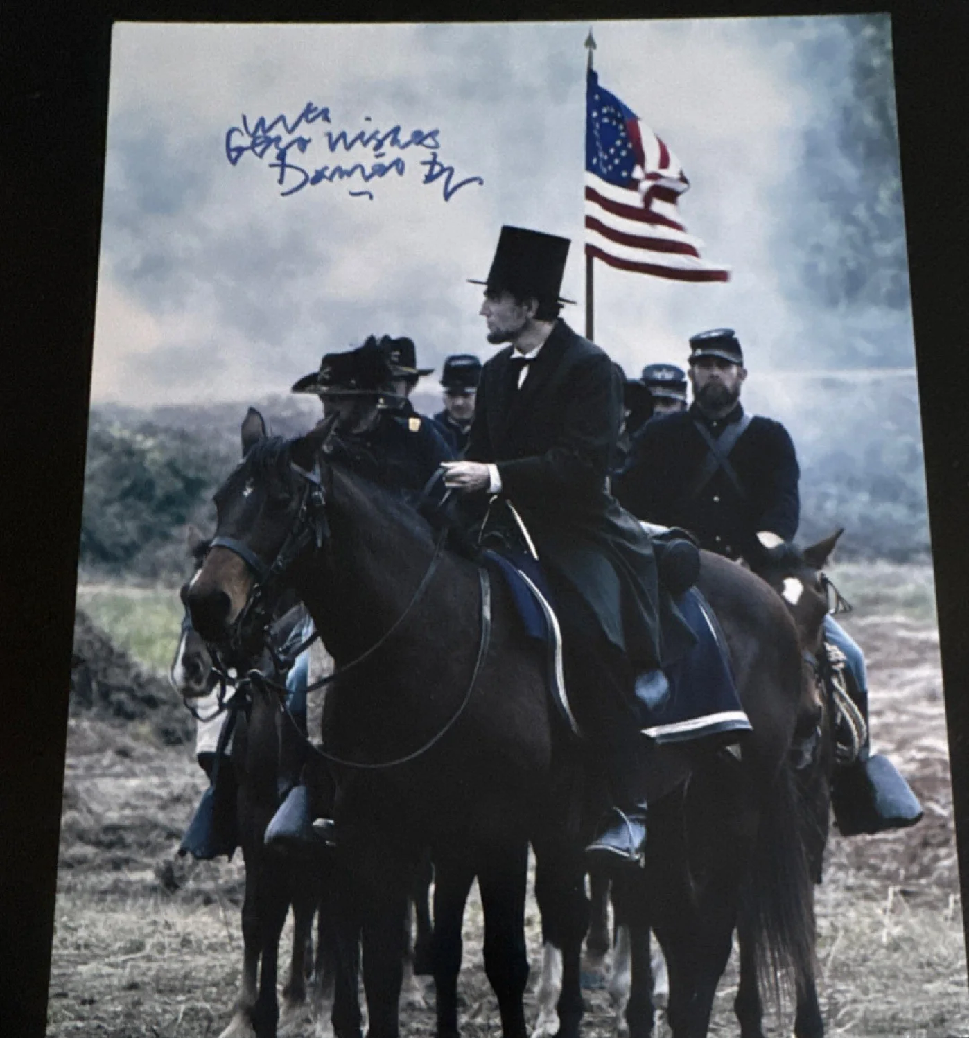 Daniel Day Lewis — Daniel Day-Lewis Autographed Lincoln 11x14 Photo – PSA/DNA Quick Opinion, image 2