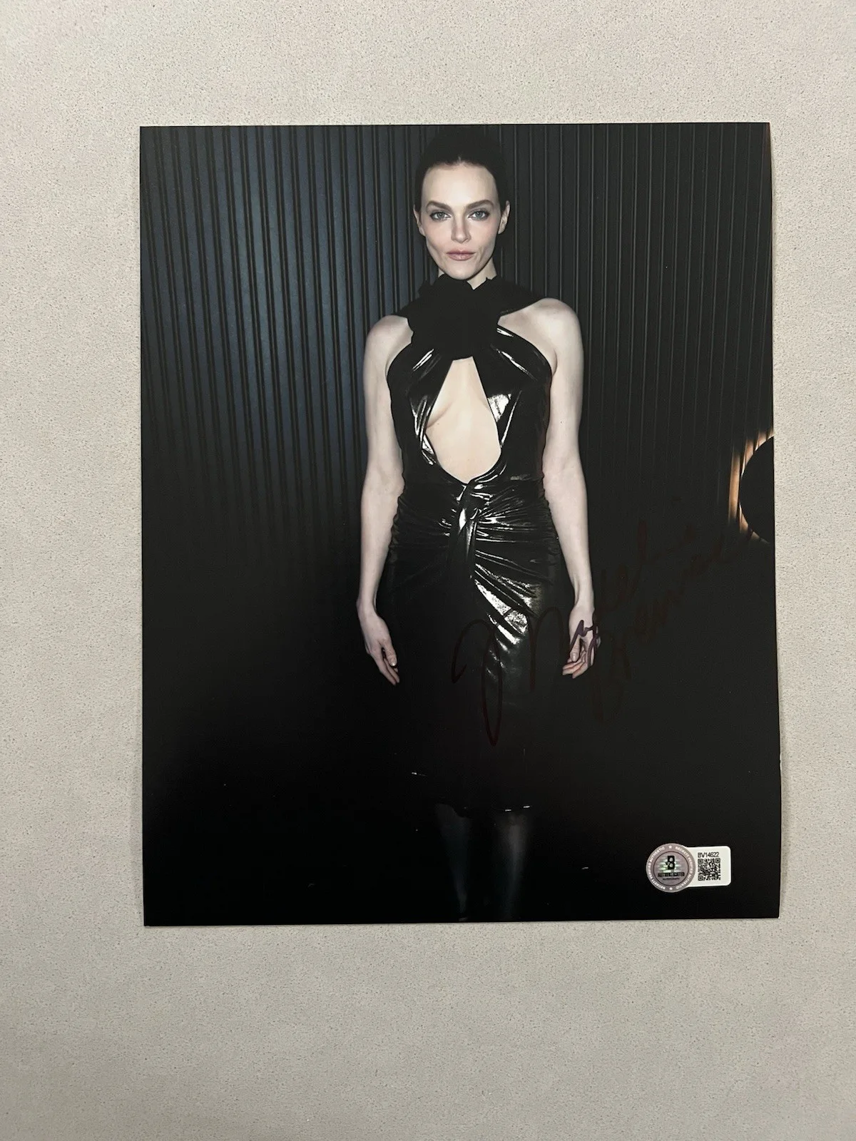 Madeline Brewer — Madeline Brewer autographed signed 8x10 photo Beckett BAS COA Sexy Hot Janine