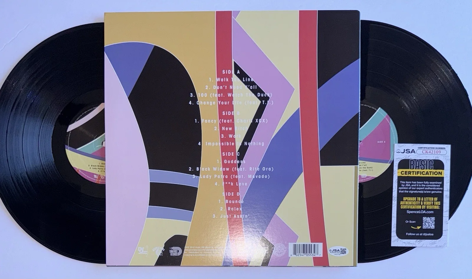 IGGY AZALEA HAND SIGNED AUTOGRAPH "THE NEW CLASSIC" VINYL ALBUM LP +JSA COA, изображение 5