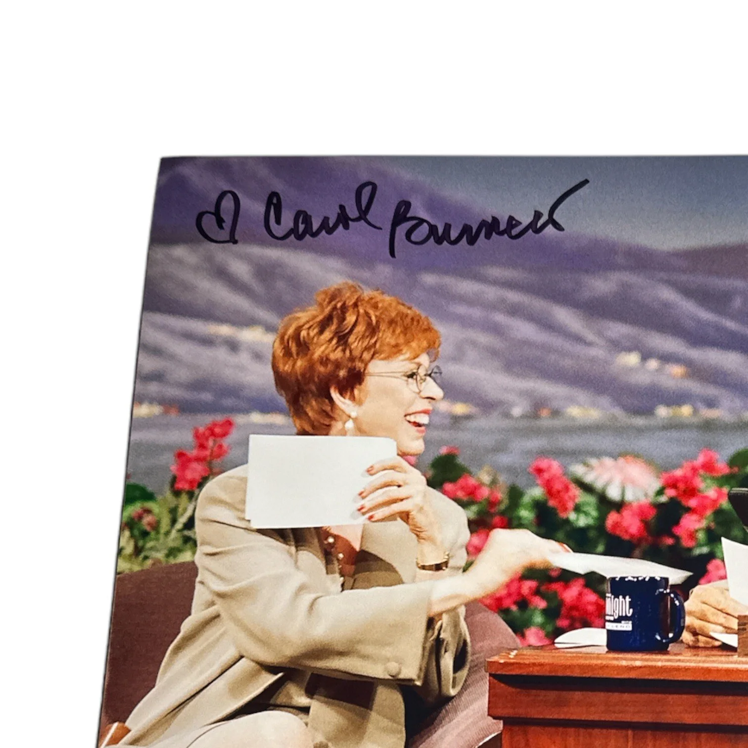 Carol Burnett — Carol Burnett Signed Autograph 8.5x11 Photo w/ Jay Leno! TV Comedian/Actress!, изображение 2