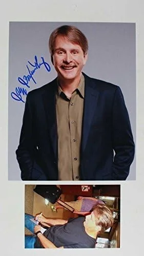 Jeff Foxworthy — Jeff Foxworthy Signed Autographed Color Glossy 8x10 Photo