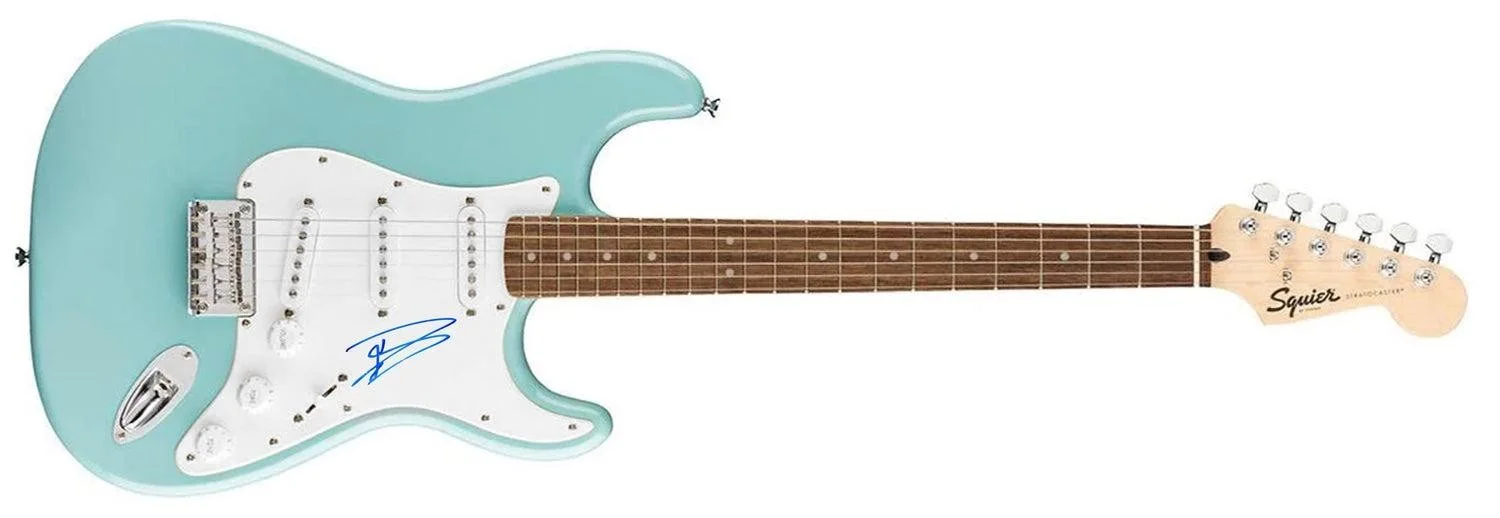 Dave Grohl Signed Lake Placid Blue Fender Stratocaster Guitar, image 3