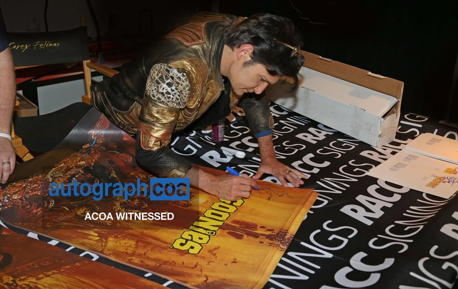 Corey Feldman Signed Autographed 8x10 Peace Photo Goonies Lost Boys, изображение 4