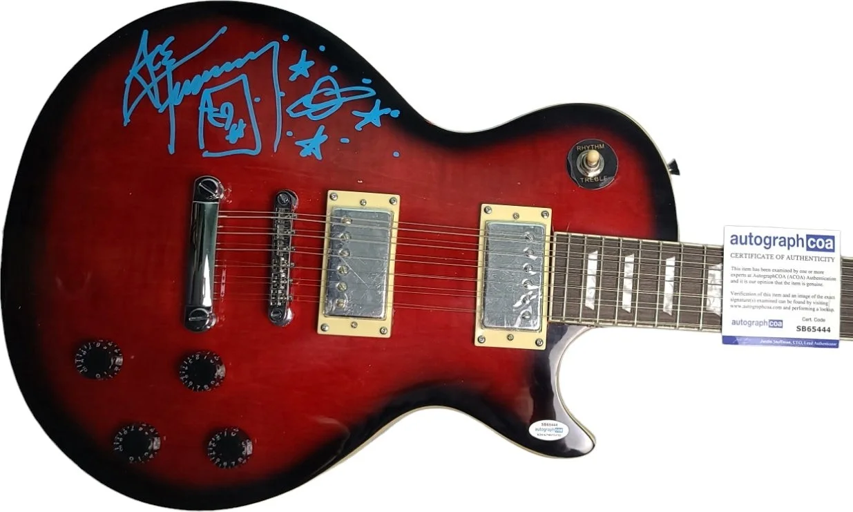 KISS Ace Frehley Signed 12-String Signature Edition Guitar w Sketch ACOA, изображение 2