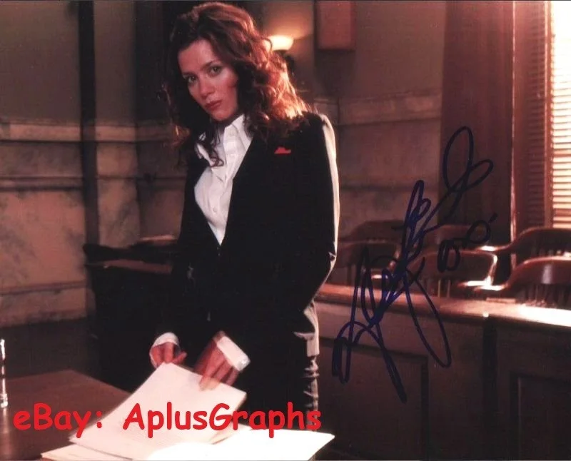 Anna Friel — ANNA FRIEL... Courtroom Charmer - SIGNED