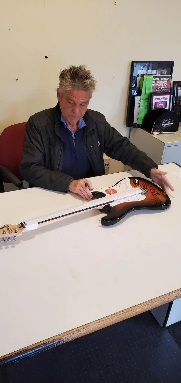 Heart Signed Autographed Fender Guitar Exact Proof R&R HOF JSA, изображение 4