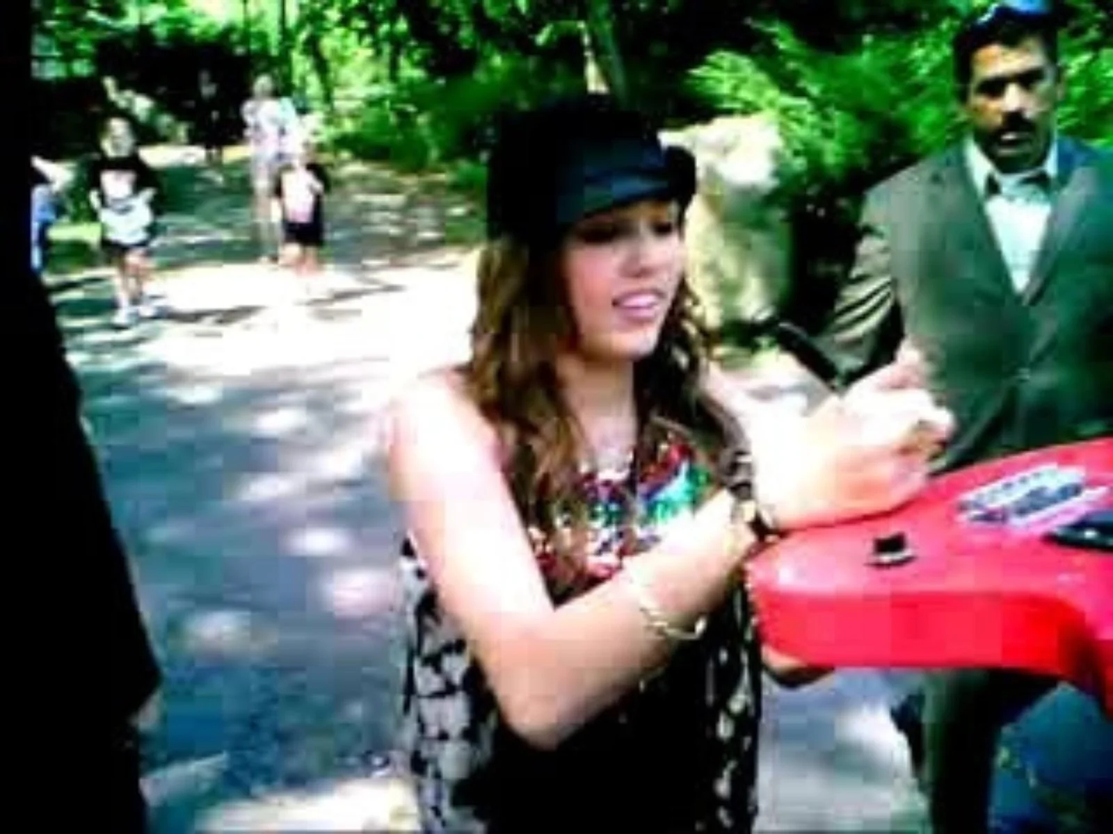 Miley Cyrus Signed Guitar, image 4