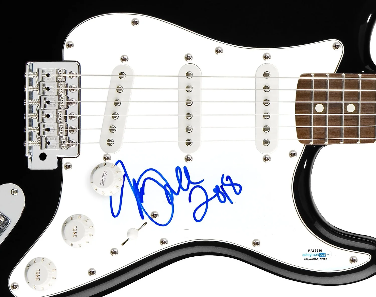 Lauryn Hill Signed Autographed Guitar The Fugees ACOA, изображение 2