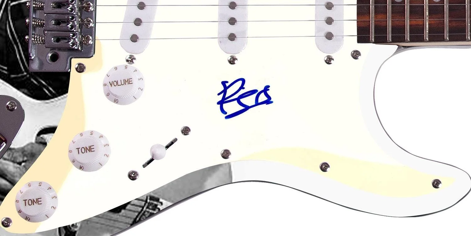 Bo Diddley Signed Autographed Graphics Photo Guitar, image 3