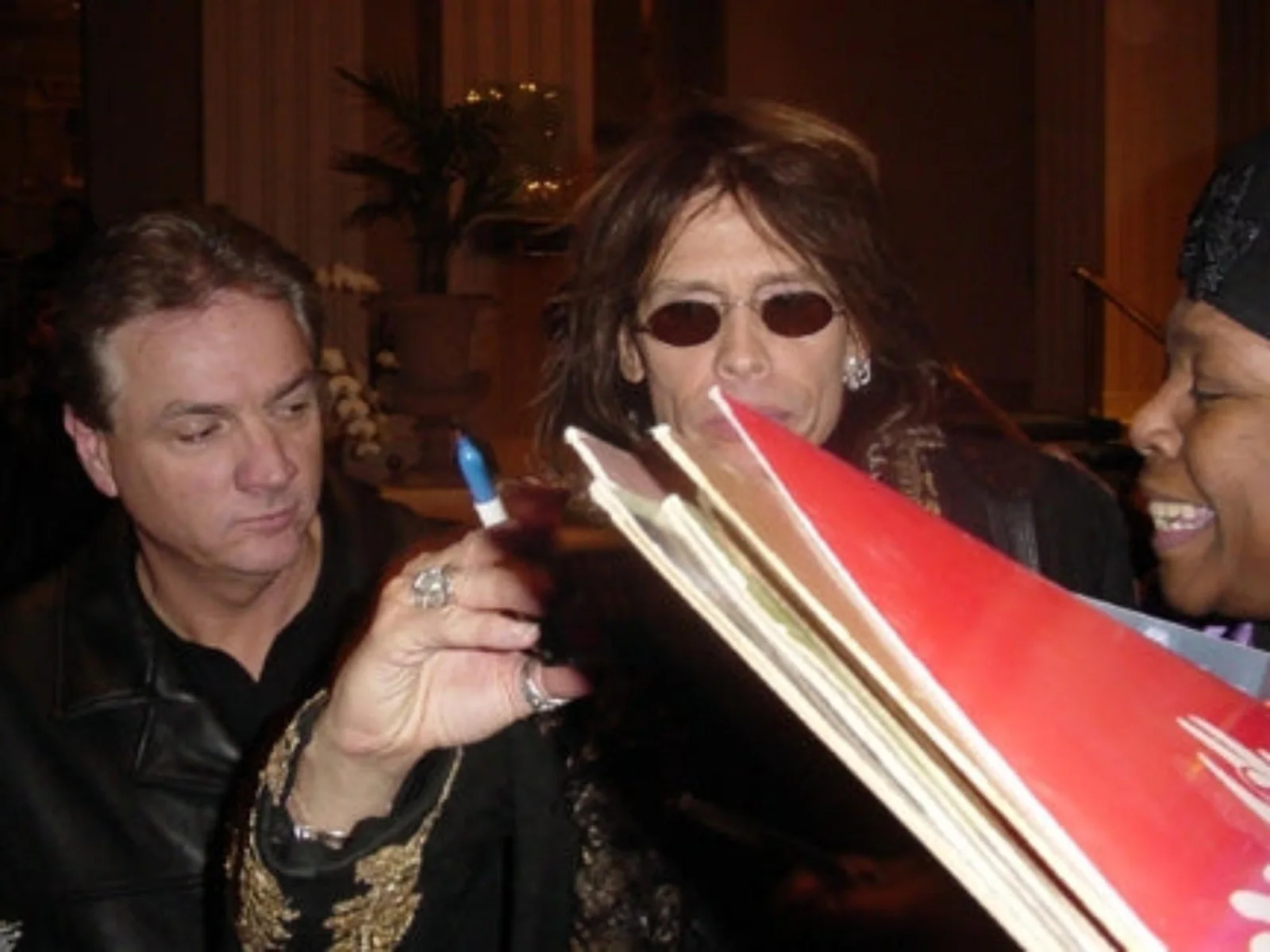 Aerosmith Steven Tyler Autographed Fender 1/1 Get A Grip Album Graphics Guitar, изображение 5