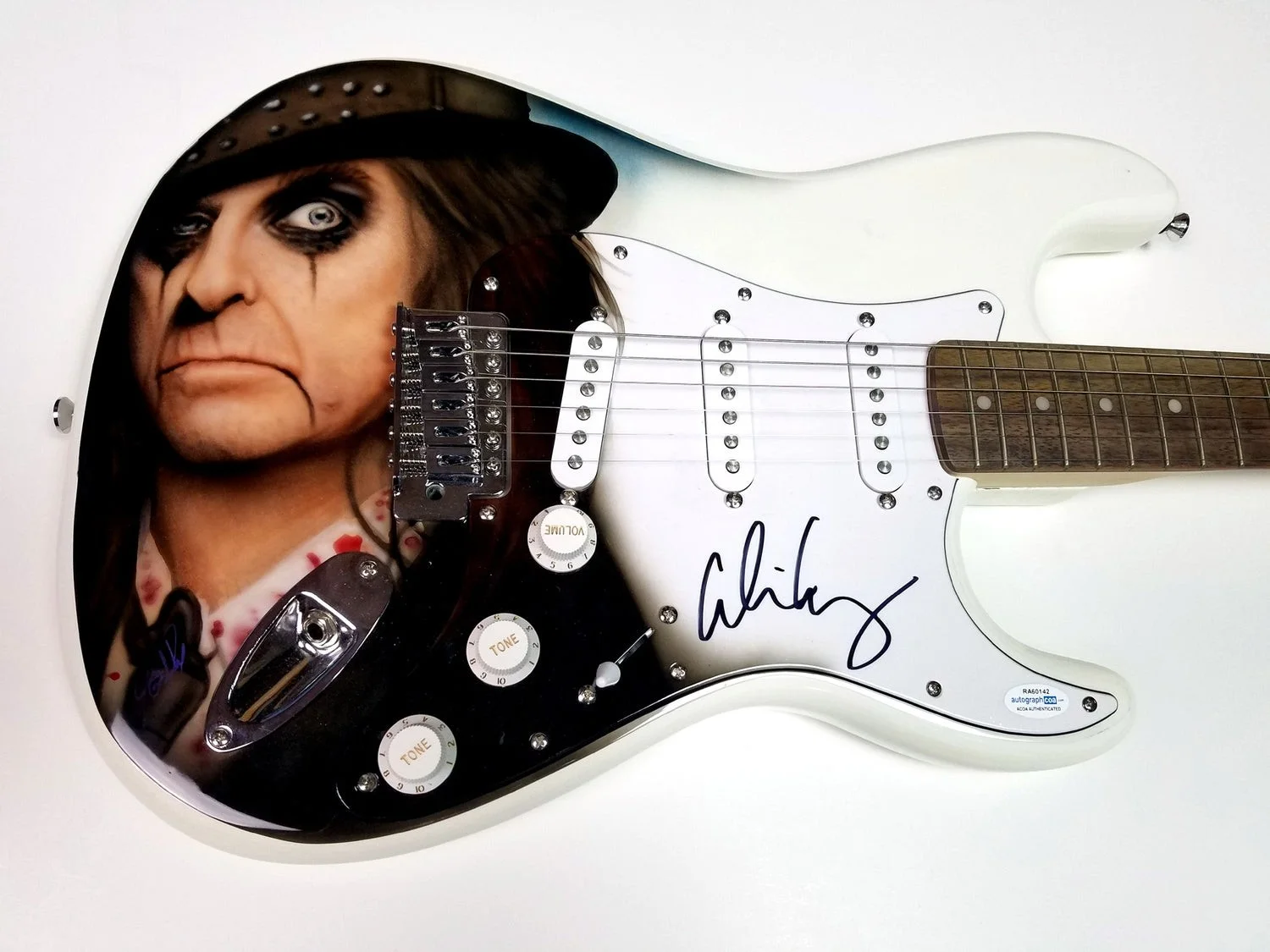 Alice Cooper Signed Autographed Custom Airbrushed Guitar ACOA, image 2