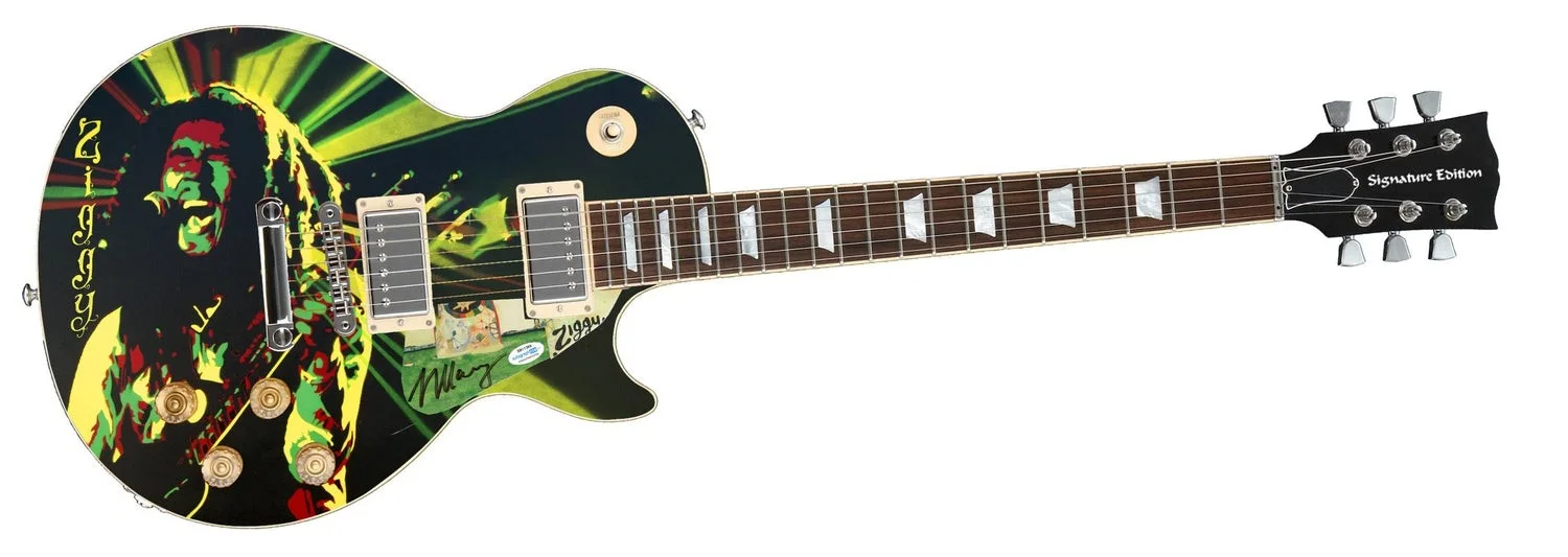Ziggy Marley Signed Custom Graphics 1/1 Photo Guitar ACOA, image 2