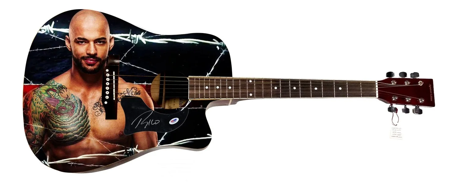 WWE Rico Constantino Signed 1/1 Custom Graphics Photo WWF Guitar PSA, изображение 2