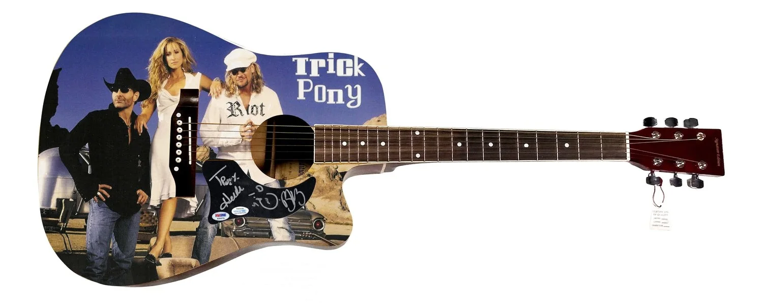 Trick Pony Signed 1:1 Signature Edition Graphics Photo Guitar ACOA PSA, изображение 2