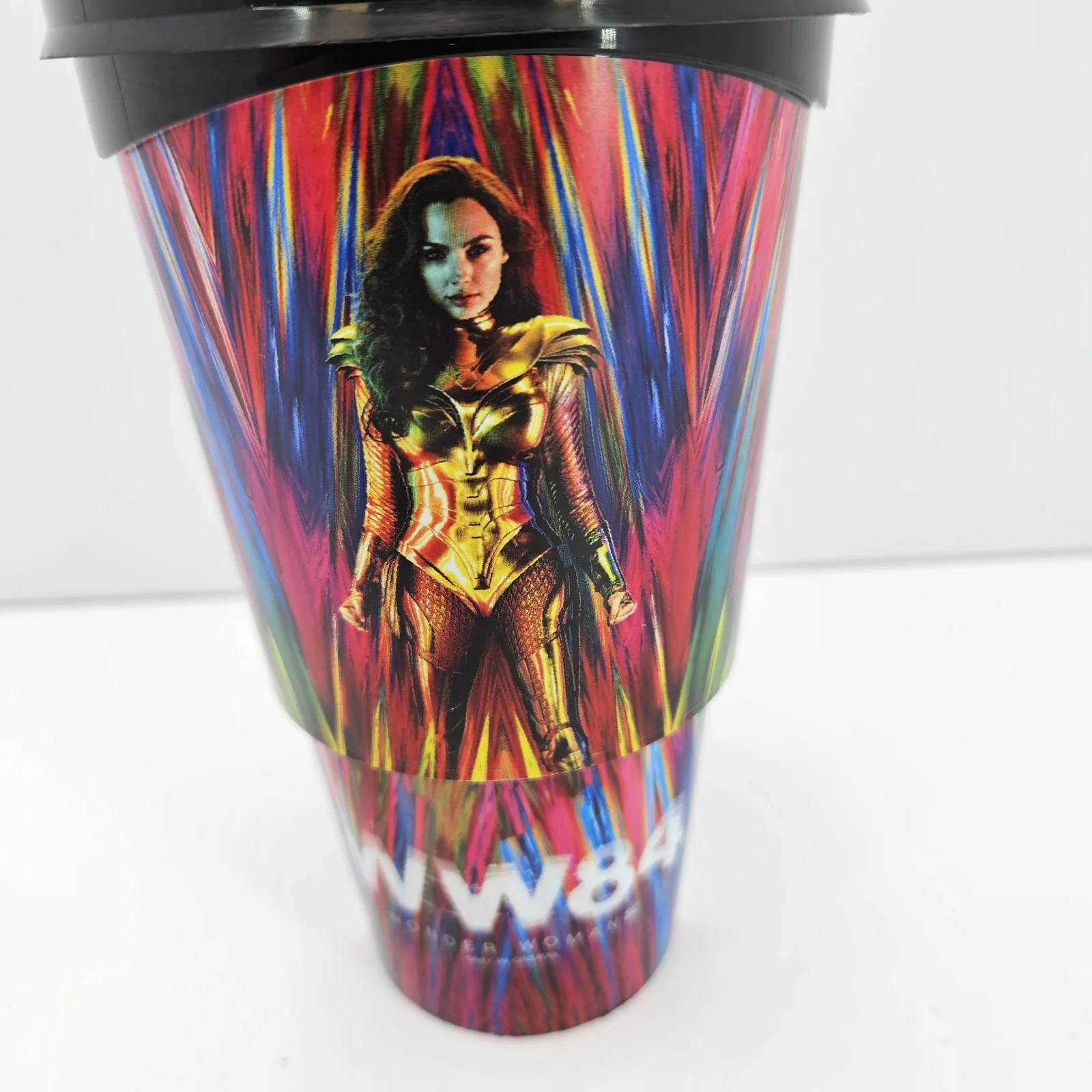 Wonder Woman 1984 2020 Movie Theater Cinema Cup with Wonder Woman Figure Topper, изображение 3