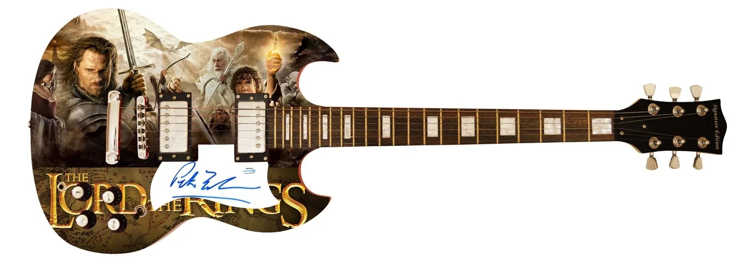 Peter Jackson Signed Custom Graphics LOTR Movie Photo Guitar ACOA, изображение 2