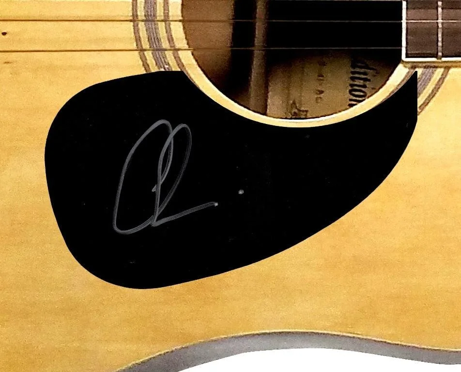 Maroon 5 Signed Adam Levine Autographed Guitar, image 3