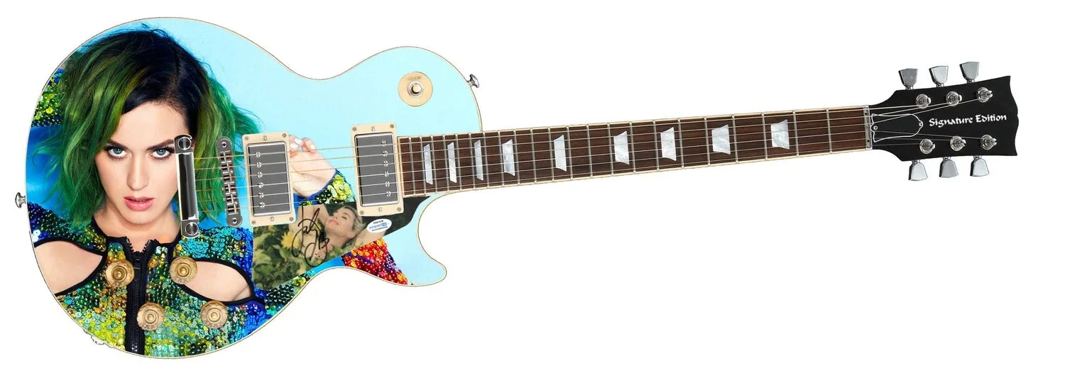 Katy Perry Signed Custom Graphics 1/1 Photo Guitar ACOA, image 2