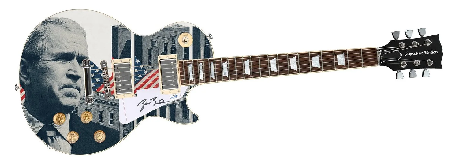 George W Bush Signed Autographed Photo Graphics Guitar ACOA ACOA, изображение 2