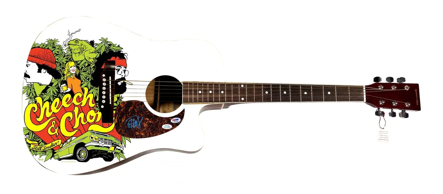 Cheech and Chong Tommy Signed 1/1 Custom Graphics Photo Guitar ACOA PSA, image 2