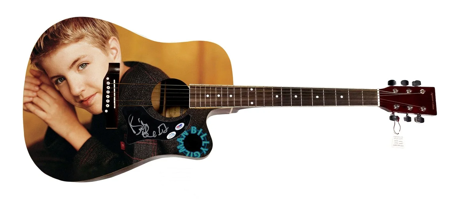 Billy Gilman Signed 1:1 Signature Edition Graphics Photo Guitar PSA, image 2