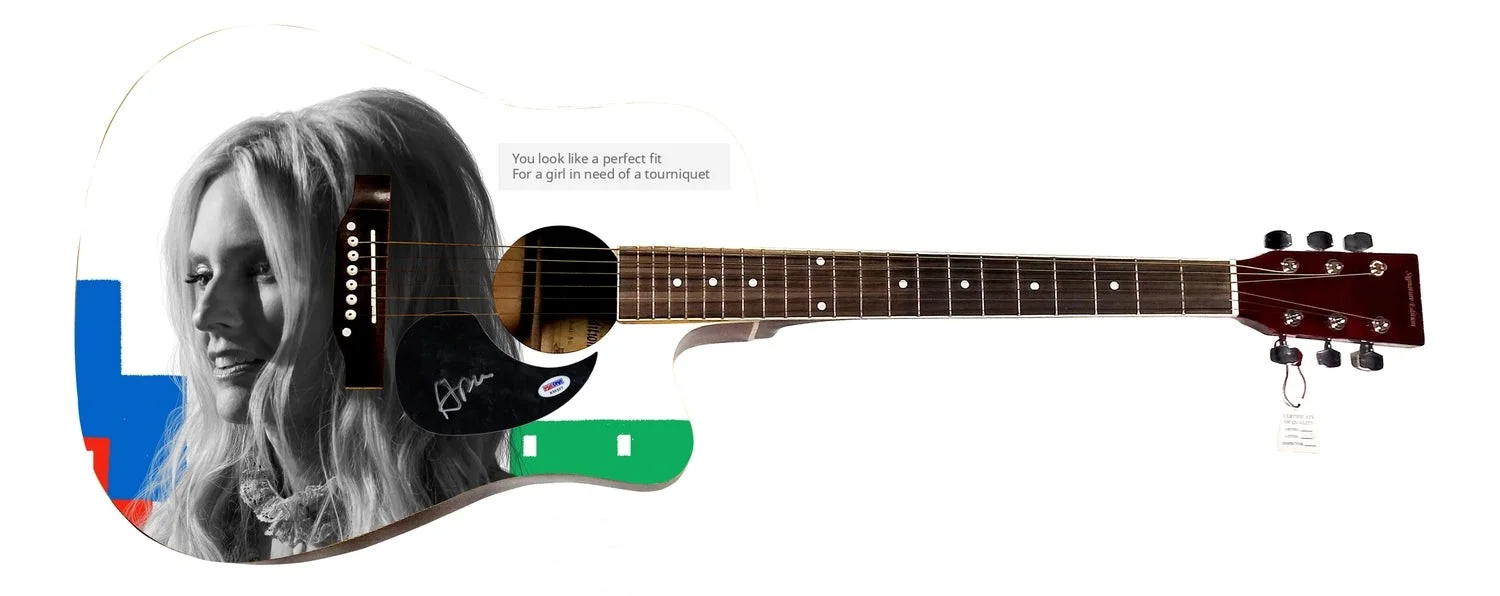 Aimee Mann Signed 1:1 Signature Edition Graphics Photo Guitar PSA, изображение 2