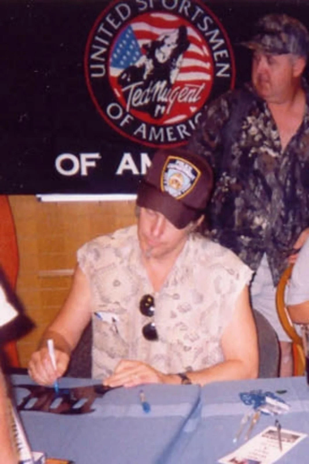 Ted Nugent Signed Autographed White Buffalo 8x10 Photo ACOA, изображение 3