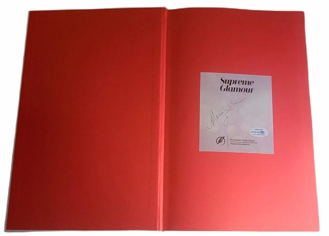 Mary Wilson Supreme Glamour Signed Autographed Book ACOA, изображение 2