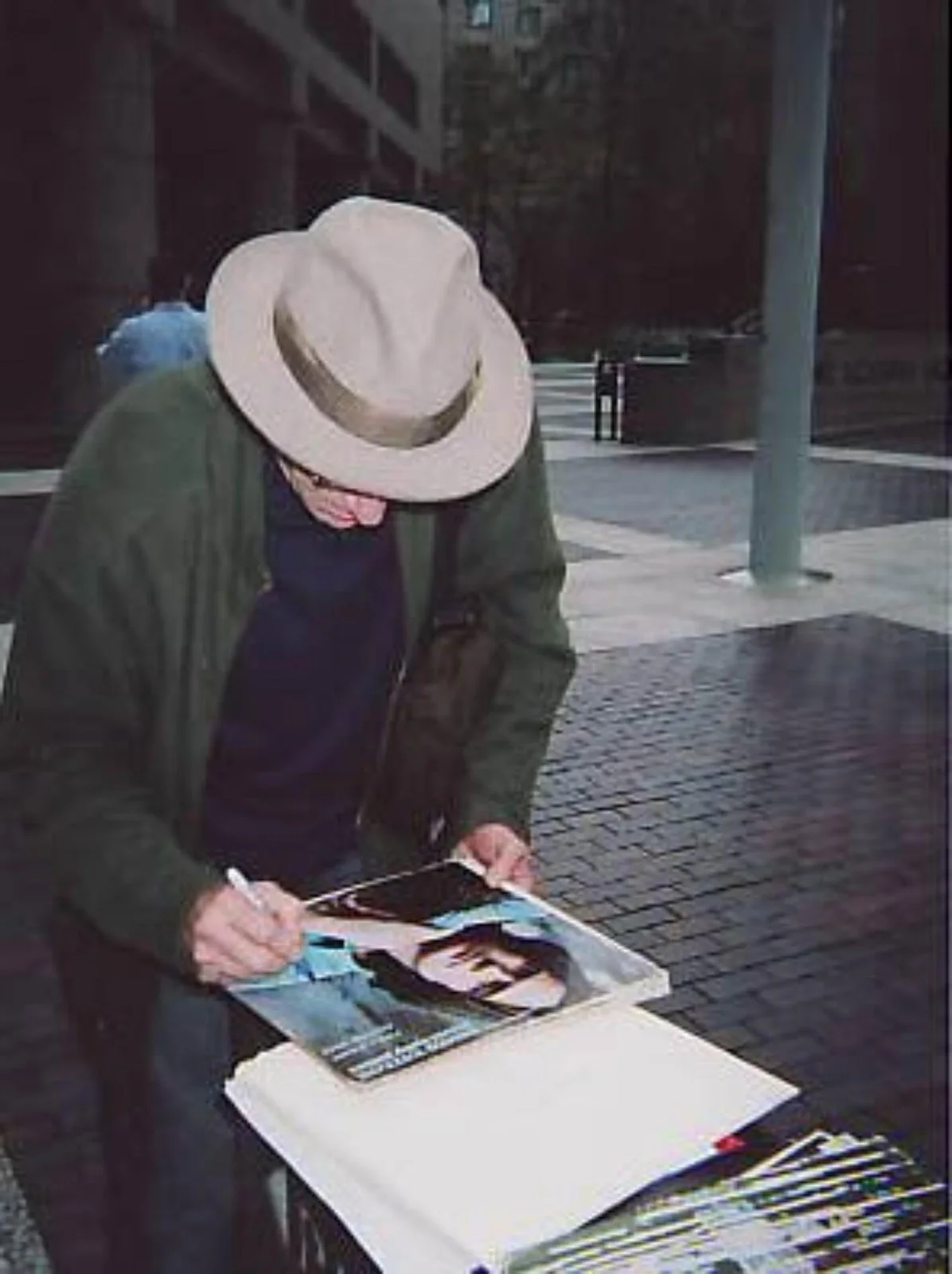 James Taylor Signed Autographed 8x10 BnW Photo RD, image 3