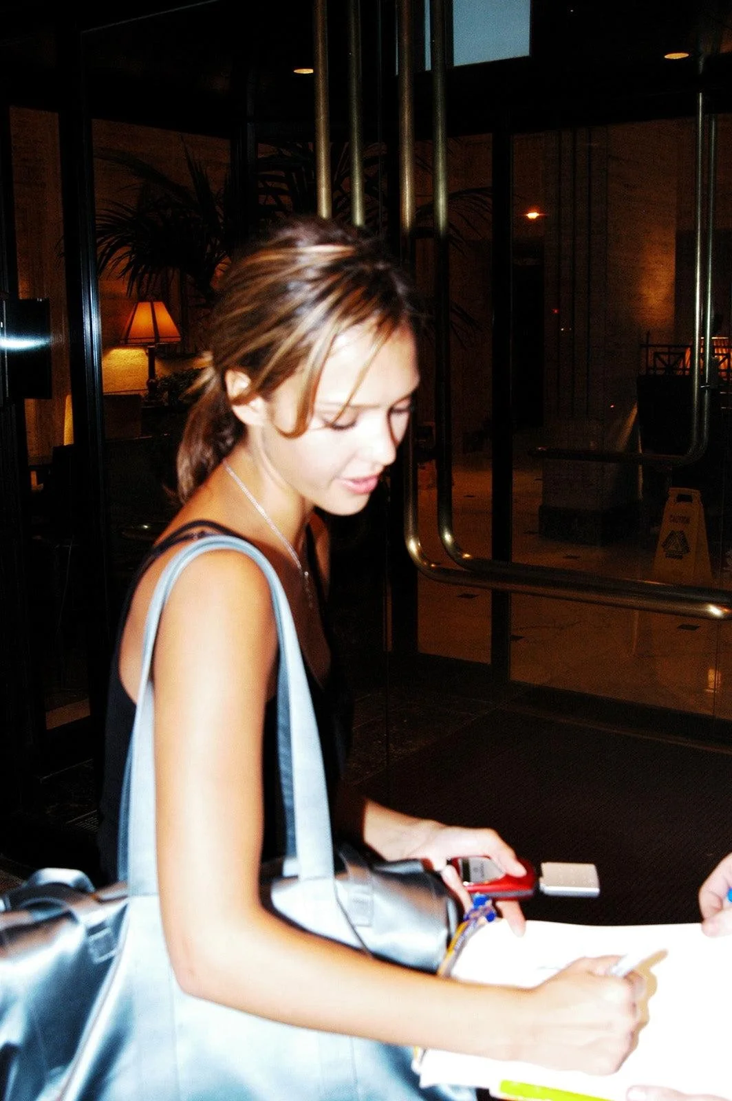 Jessica Alba Signed The Honest Life Autographed Book, image 3