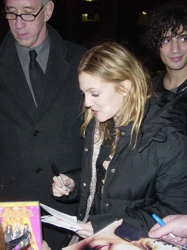 Drew Barrymore Signed Autographed 8x10 Photo VINTAGE, изображение 2