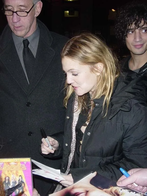 Drew Barrymore Signed Autographed 8x10 Photo Hot Sexy ACOA, image 4