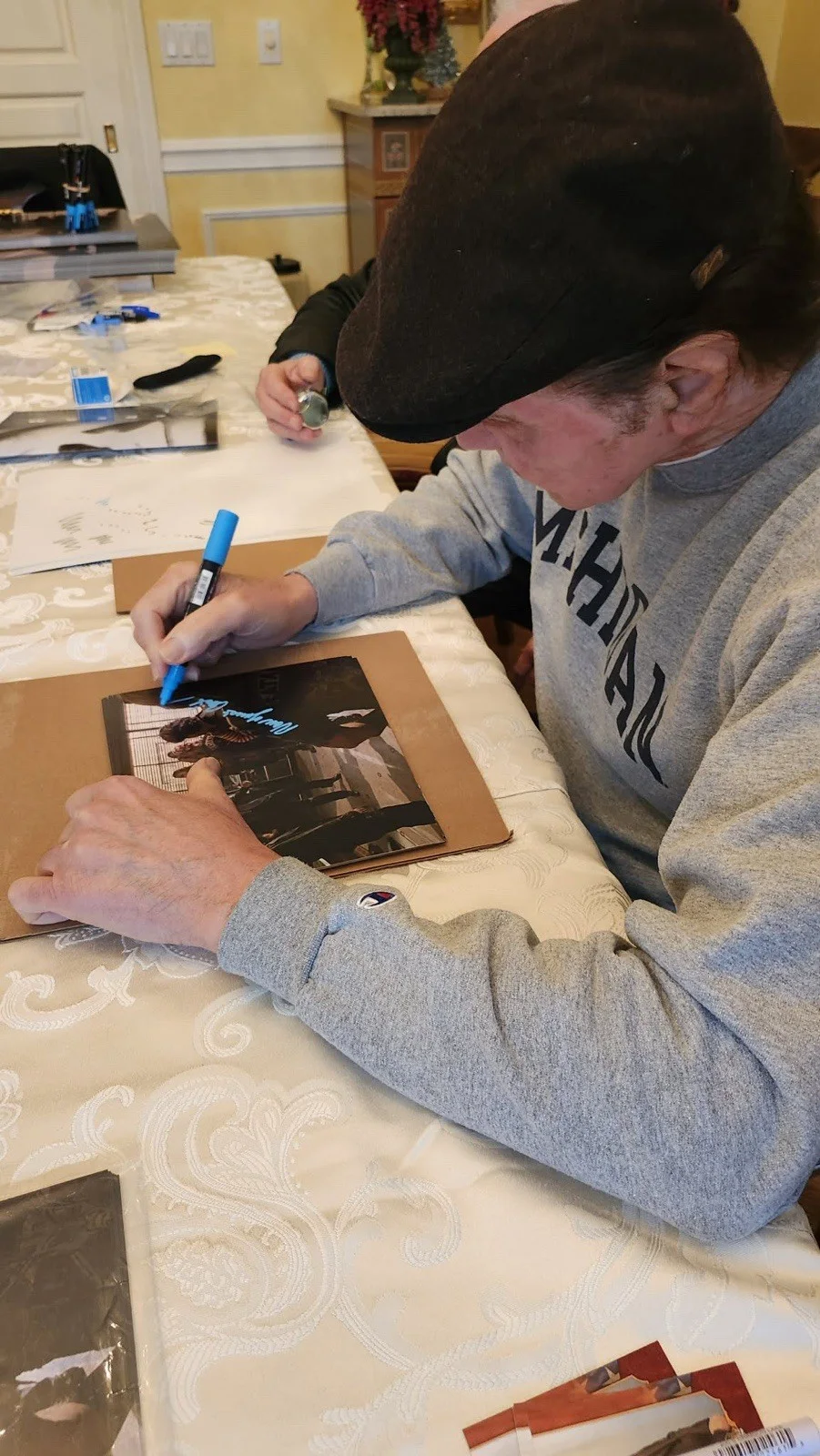 CHAZZ PALMINTERI signed (A BRONX TALE) Sonny Movie 11x14 photo BECKETT 4W323077, изображение 3