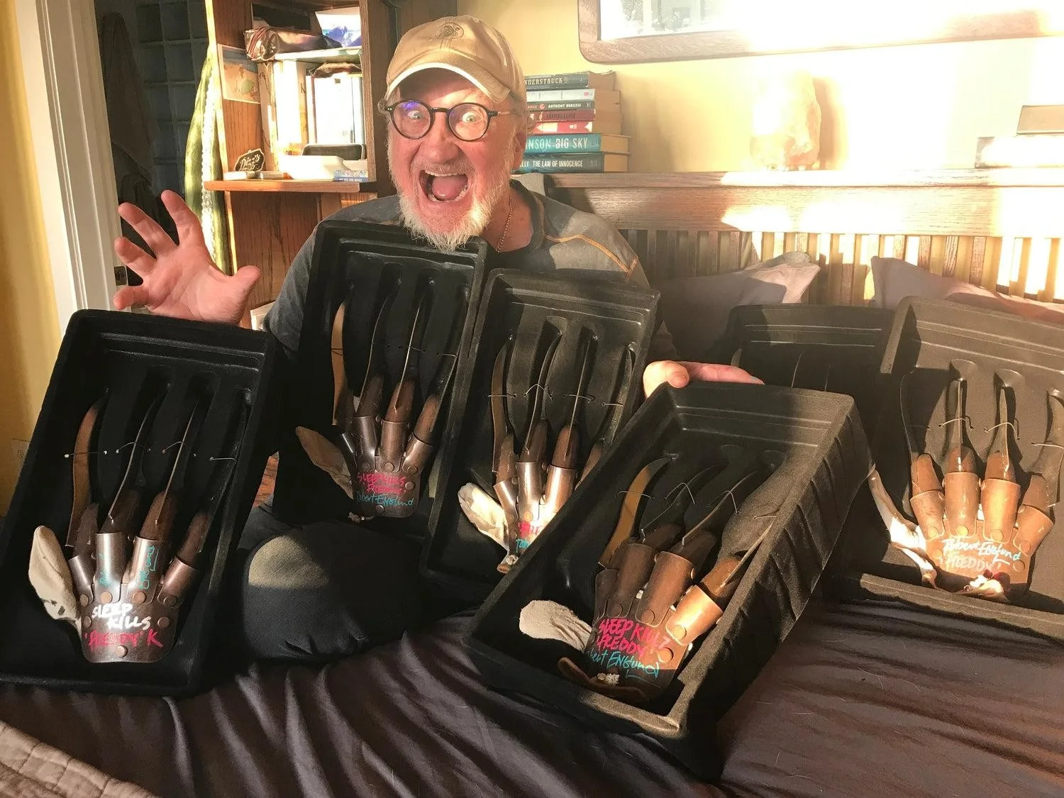 Robert Englund Signed Nightmare On Elm St Framed Glove Exact Proof ACOA, image 4