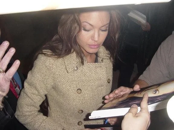 Angelina Jolie Signed Autographed 8x10 Photo Hot Sexy, изображение 4