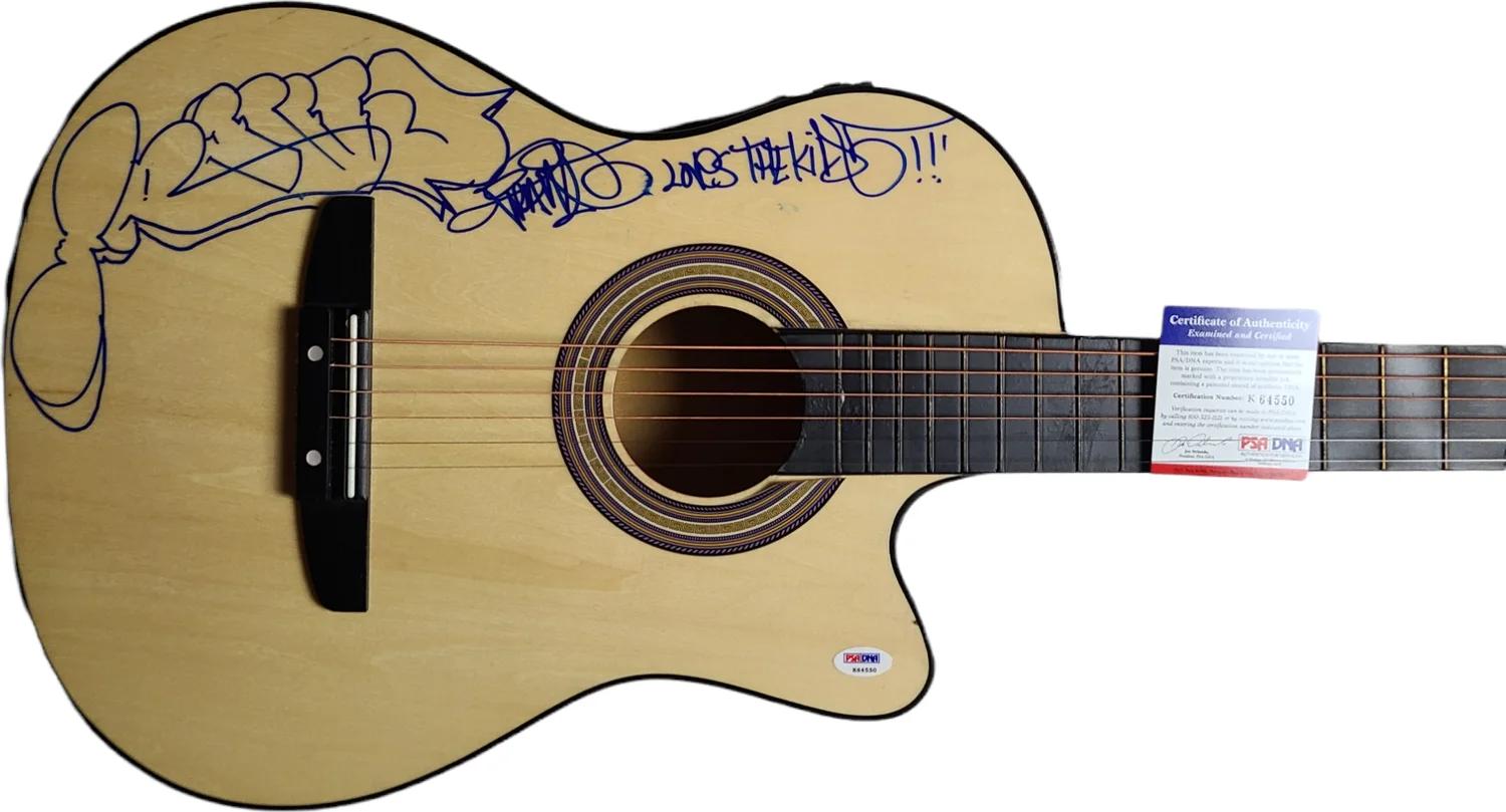 Gym Class Heroes Travie McCoy Signed Guitar w Graffiti Art UACC AFTAL PSA, image 3