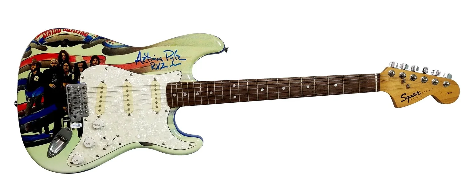 Lynyrd Skynyrd Artimus Pyle Signed Autographed Custom Photo Guitar ACOA, изображение 2